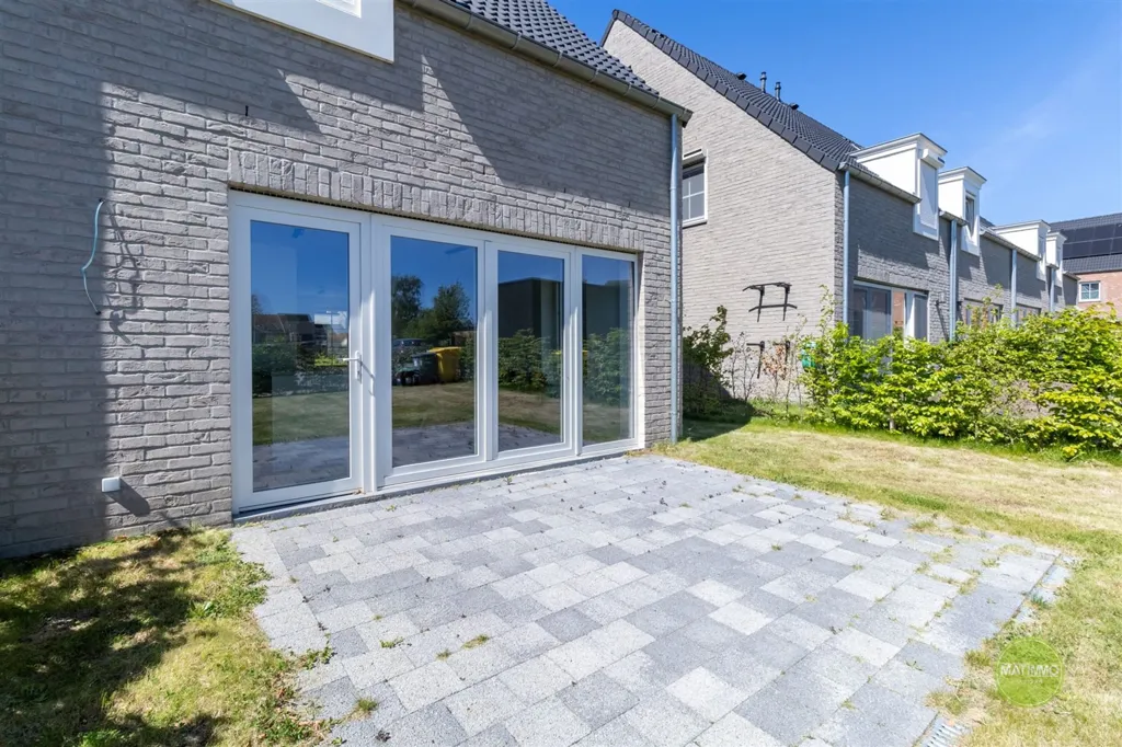Extérieur - Maison Moderne avec Jardin à Oud-Turnhout