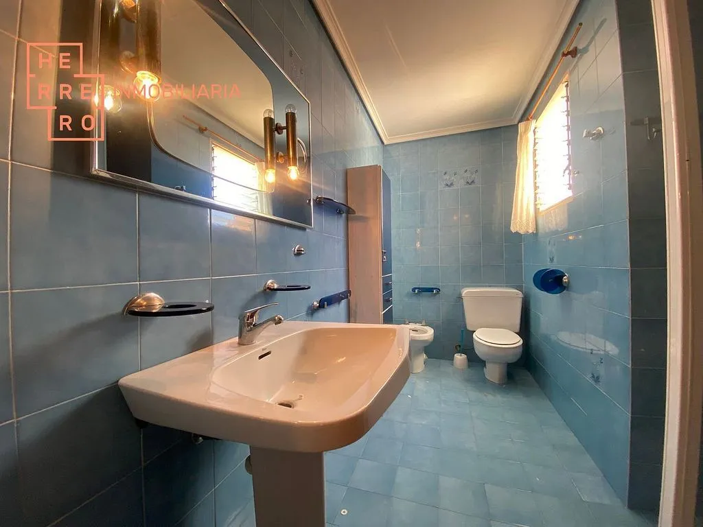 Bathrooms - Apartment with Double Garage in Castellón Centre