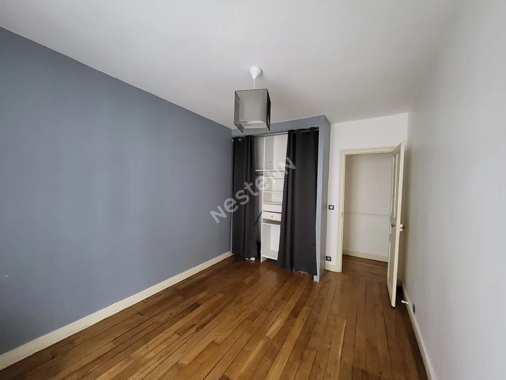 Pièces - Appartement Meublé 3 Pièces Centre Puteaux