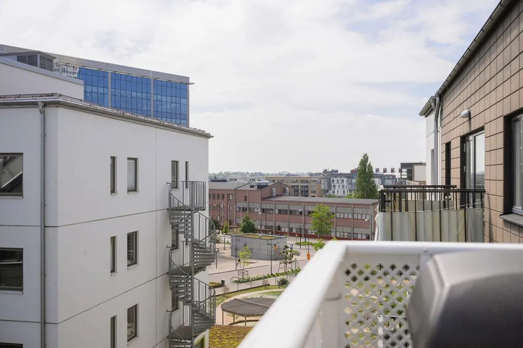 Balcony - Apartment with South-Facing Balcony in Västra Hamnen
