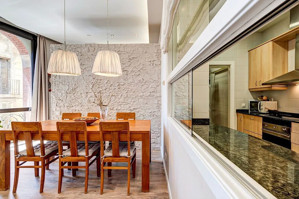 Söögituba - Apartment with Industrial Charm in Igualada Centre
