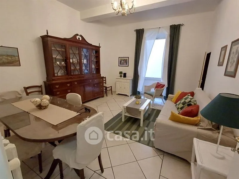 Salle à manger - Armed Trilocale with Balcony in Florence