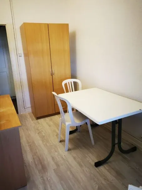 Salle à manger - Studio Meublé pour Étudiants à Saint-Martin-d'Hères