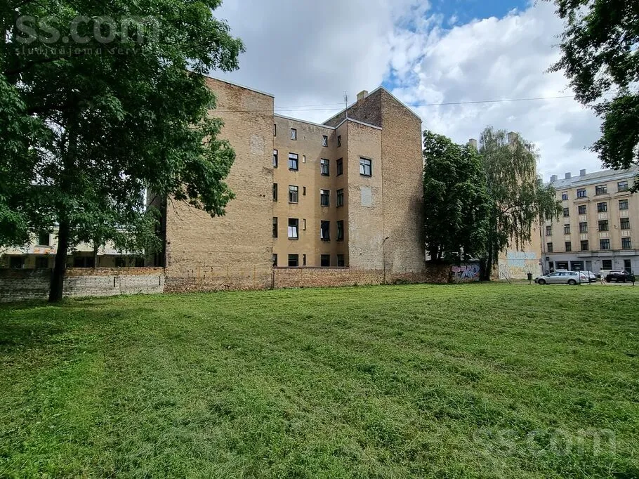 Extérieur - Two-Storey Brick House with Garden in Riga Centre