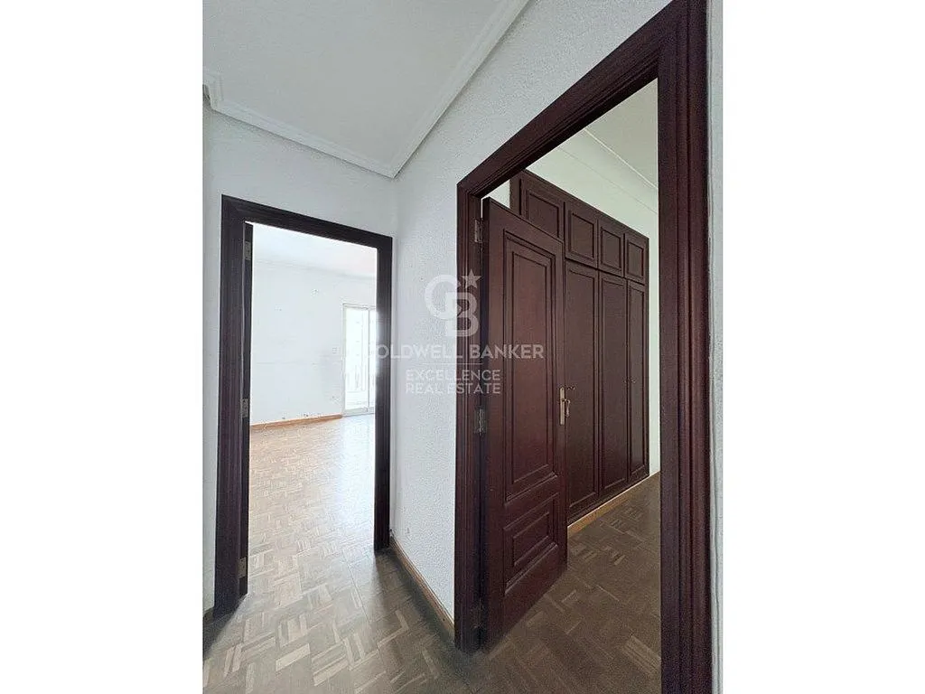 hallway_entrance