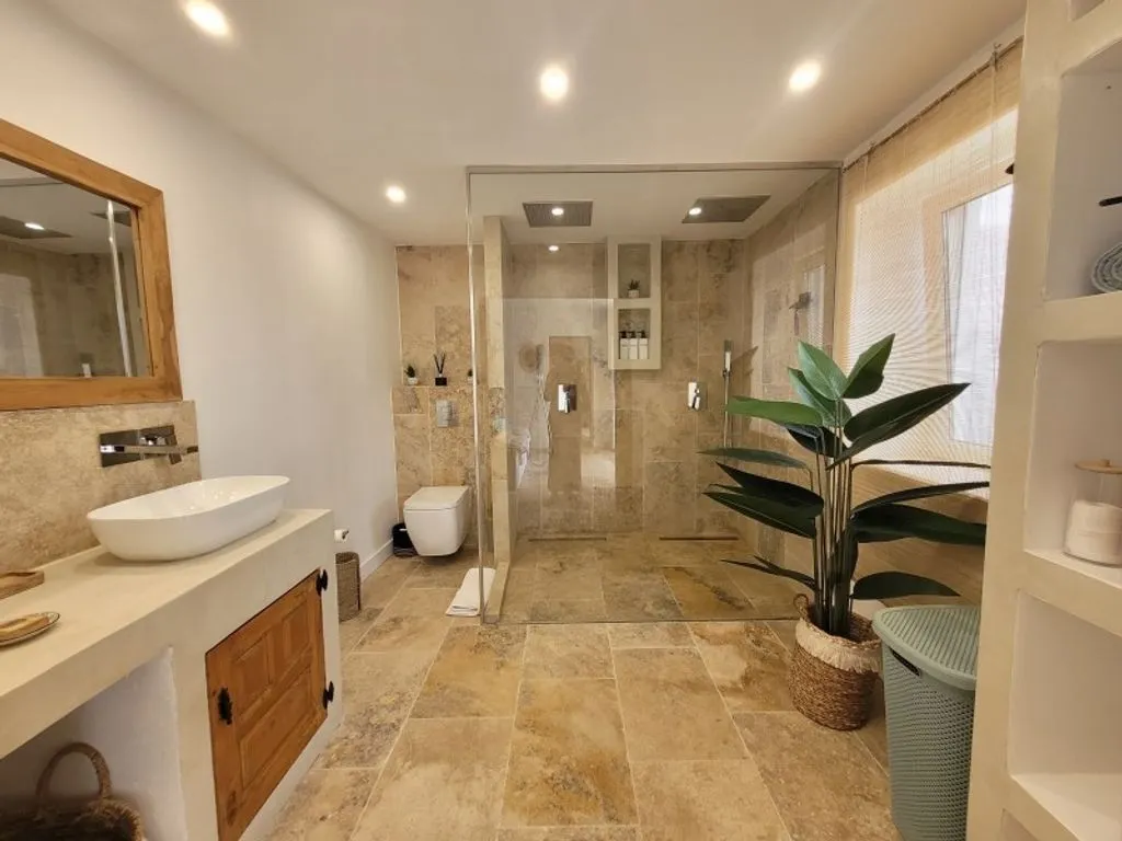 Vannitoad - Luxury Villa with Sea View in Denia