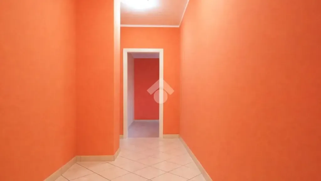 Hallway - Central 4-Bed Apartment with Balcony in Cossato