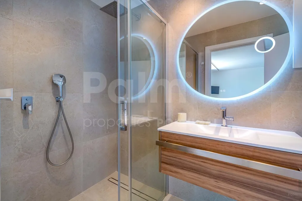 Vannitoad - Luxury Villa with Heated Pool in Central Alvor