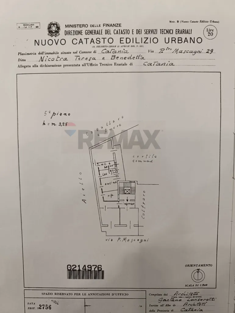 Apartment with Balcony in Catania Centre