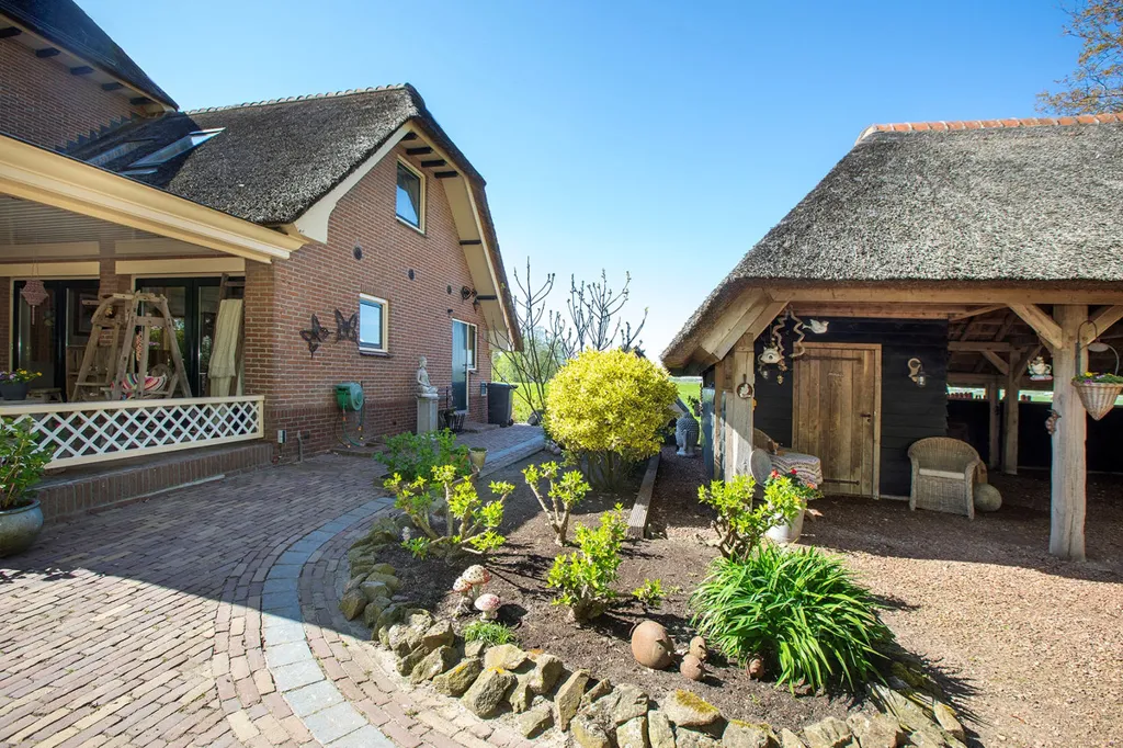 Aed - Charming Landhouse with Parkland in Linschoten