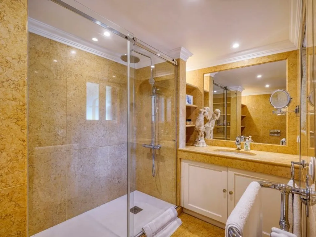 Salles de bain - Luxury Villa with Pool in Birre, Cascais