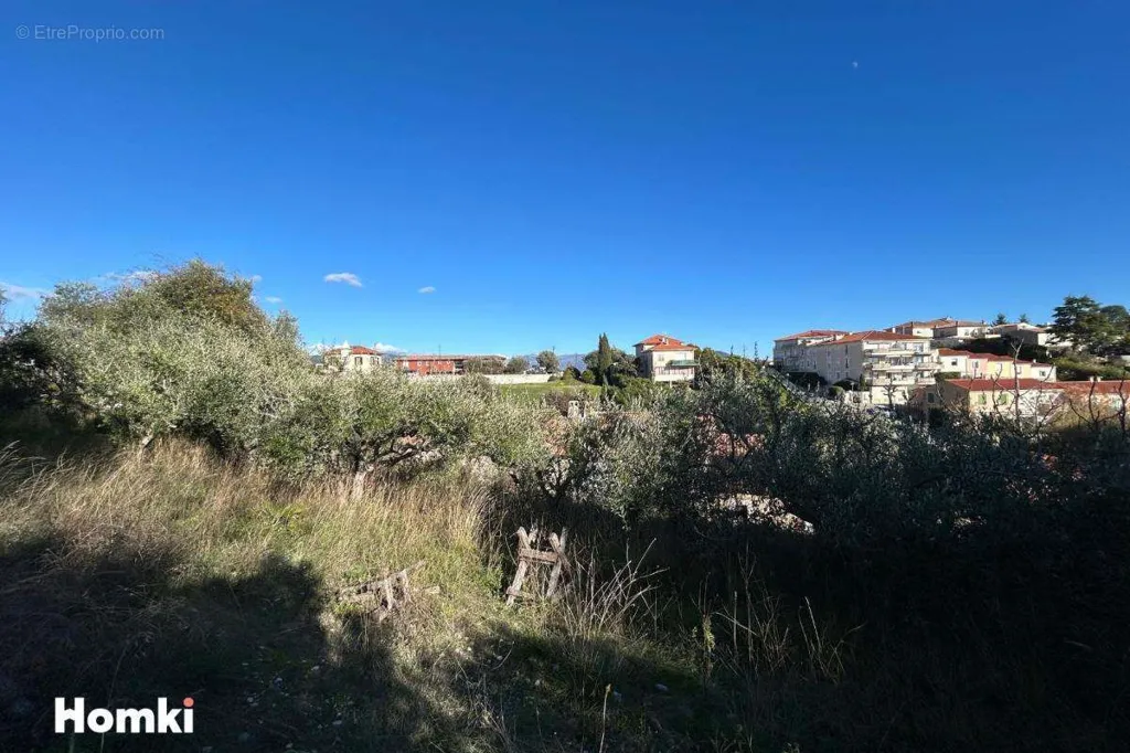 Buildable Plot with Sea View in Nice Bellet