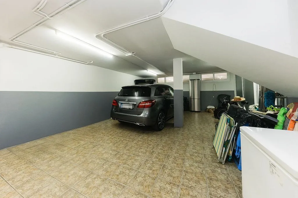 garage