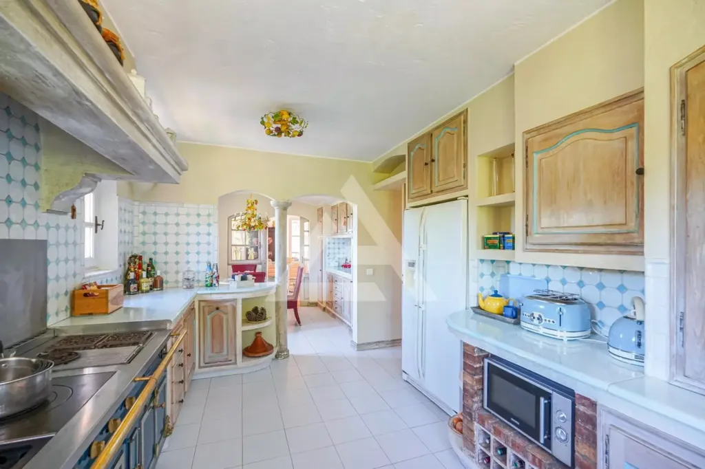 Cuisine - Villa Provençale avec Jardin et Piscine à Saint-Paul-de-Vence