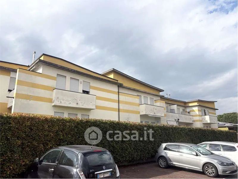 Extérieur - Triplex with Balcony in Cerea