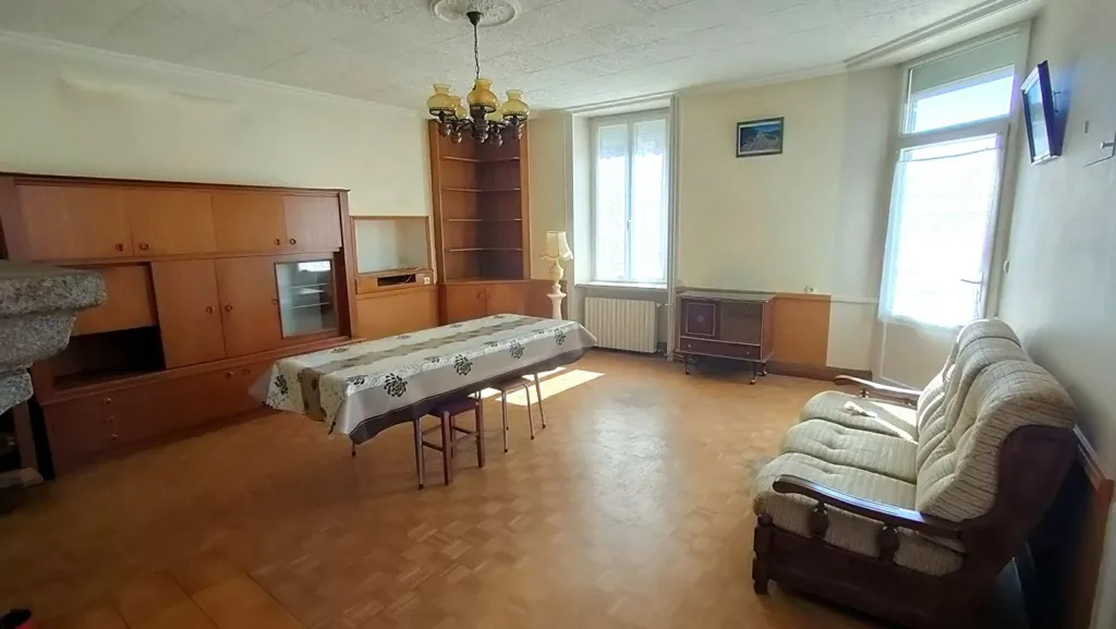 Elutuba - Renovated House with Garage in Moulins