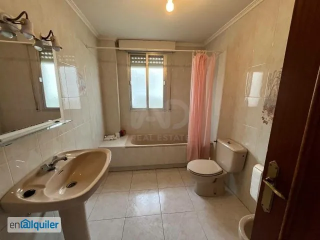 Vannitoad - Spacious Flat with Terraced Views in Ciudad Rodrigo
