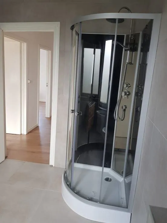 Bathrooms - House with Garden in Monceau-sur-Sambre