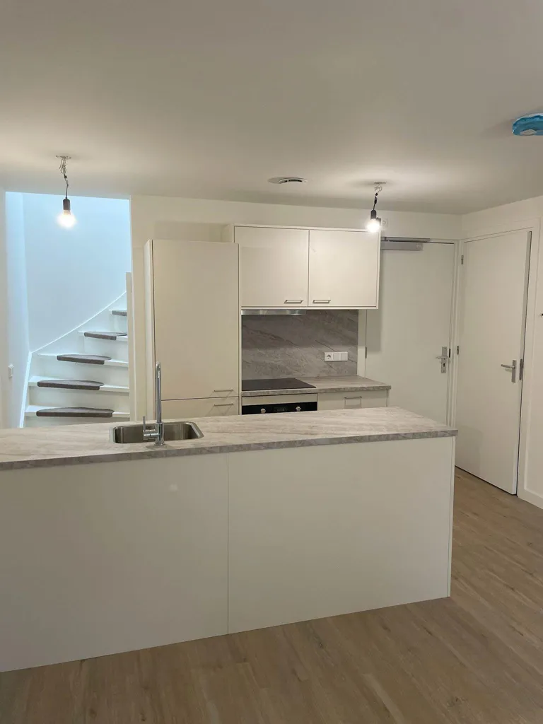 Cuisine - Apartment with Balcony in Ede
