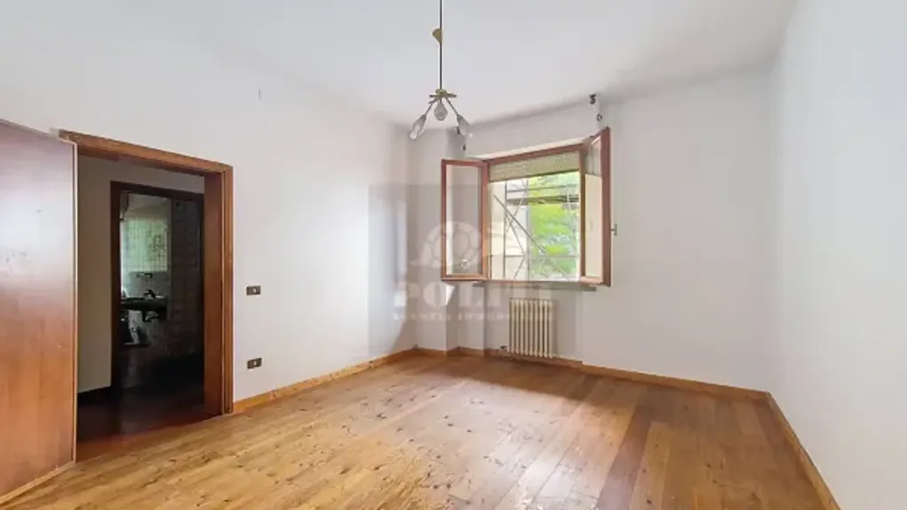 Apartment with Private Garden in Empoli