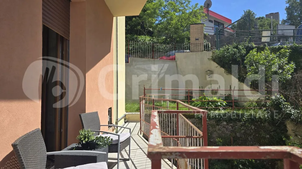 Rõdu - Restored Apartment with Balcony in Siena