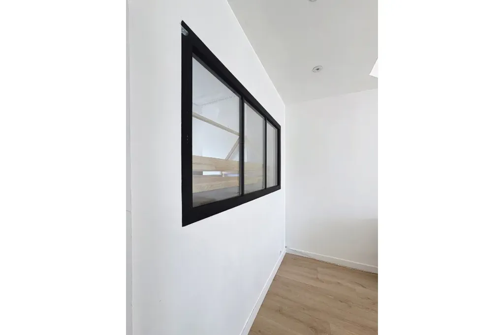 Toad - Bright 2-Bedroom Apartment in Uccle