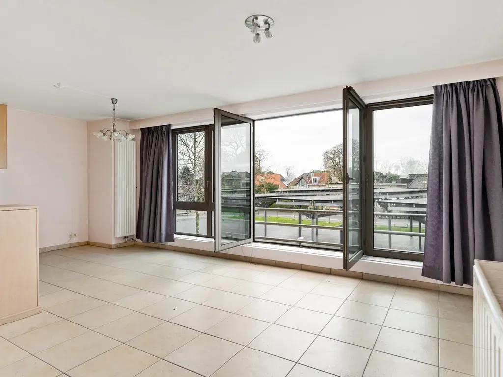Living Room - Apartment with Market Square View in Mortsel