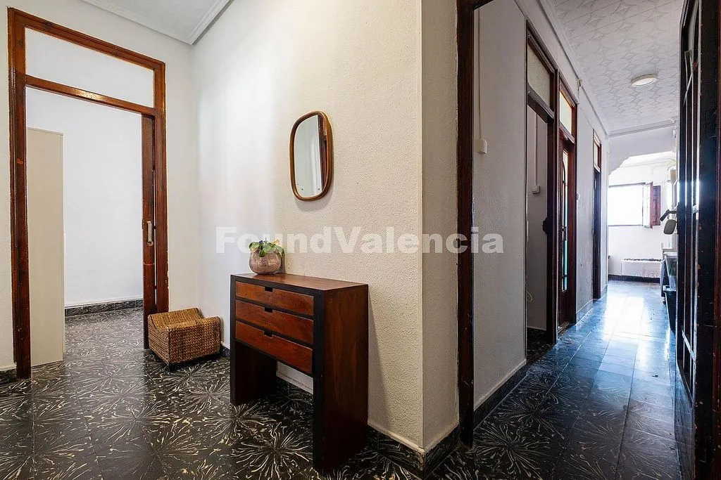 hallway_entrance