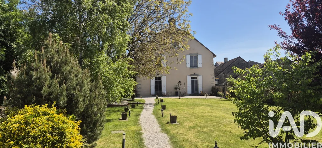 Jardin - Demeure du XVIIe Siècle à Château-Chalon