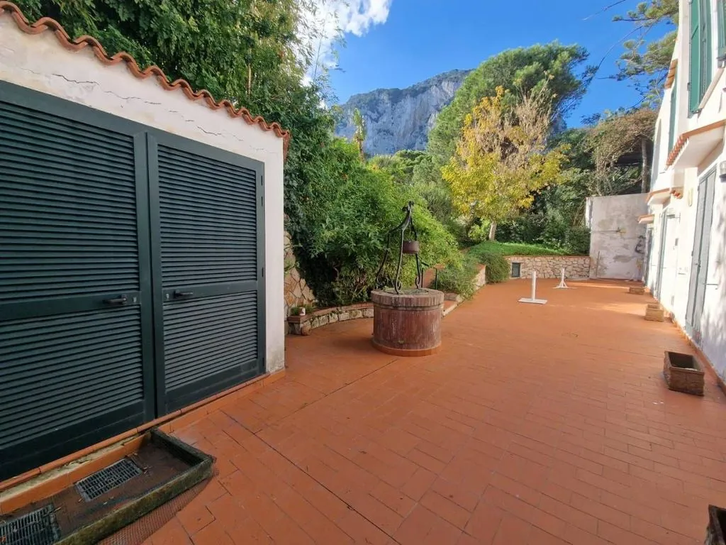 Terrazza - Luxury Flat with Garden in Capri