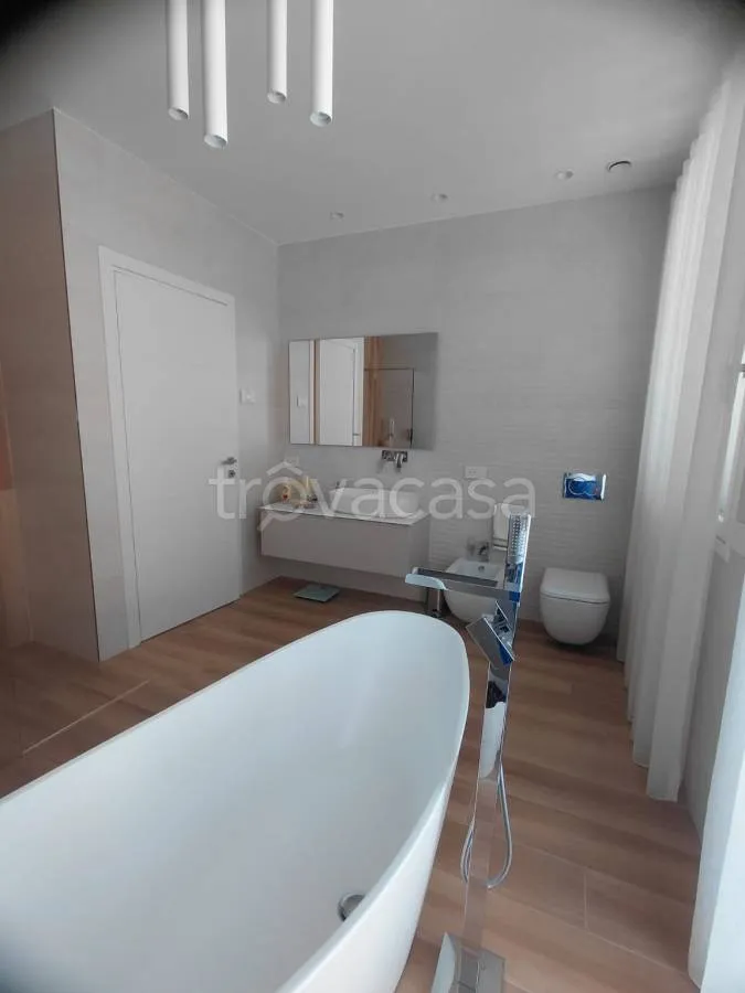 Bagni - Modern Apartment with Terrazzone in Pesaro