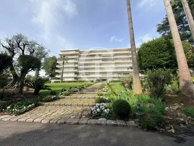 Välivaade - Apartment with Sea View in Cannes