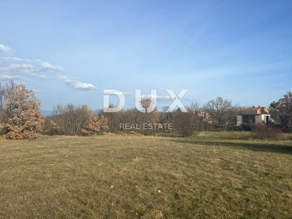 Jardin - Building Plot with Nature View in Labin, Istra
