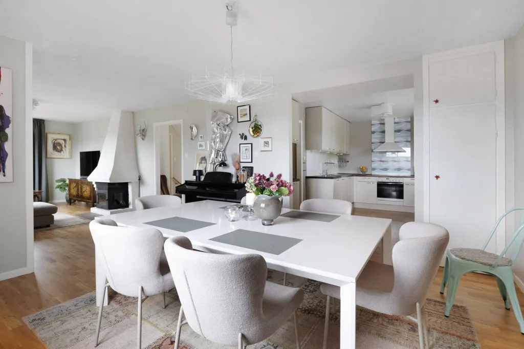 Salle à manger - Charming Putsvilla with Garden in Lilla Ursvik