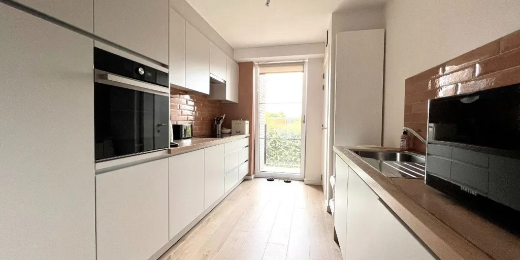 Köök - Eco-Friendly Duplex with Terrace in Linkhout