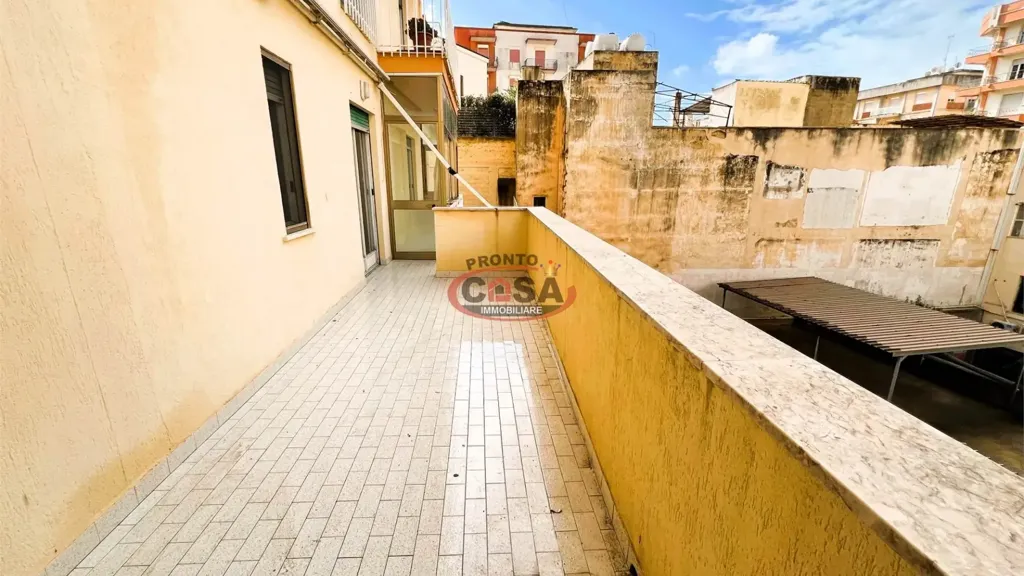 Balcon - Spacious Apartment with Balcony in Marsala