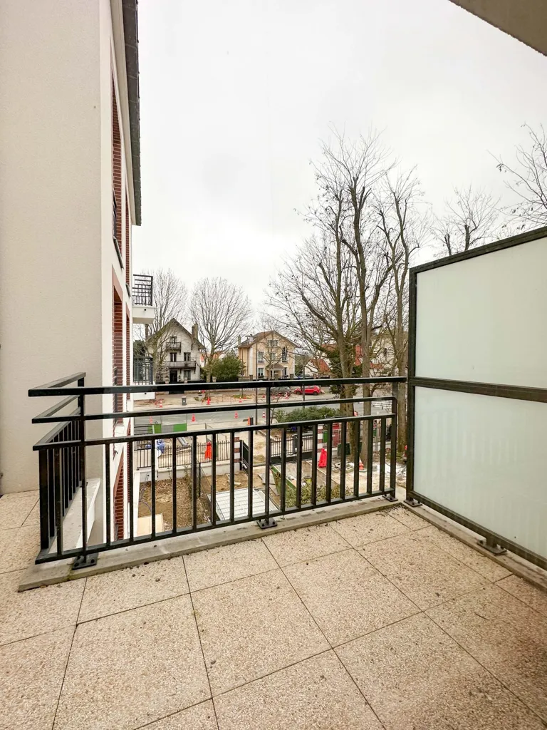 Rõdu - New T2 Apartment with Balcony in Créteil