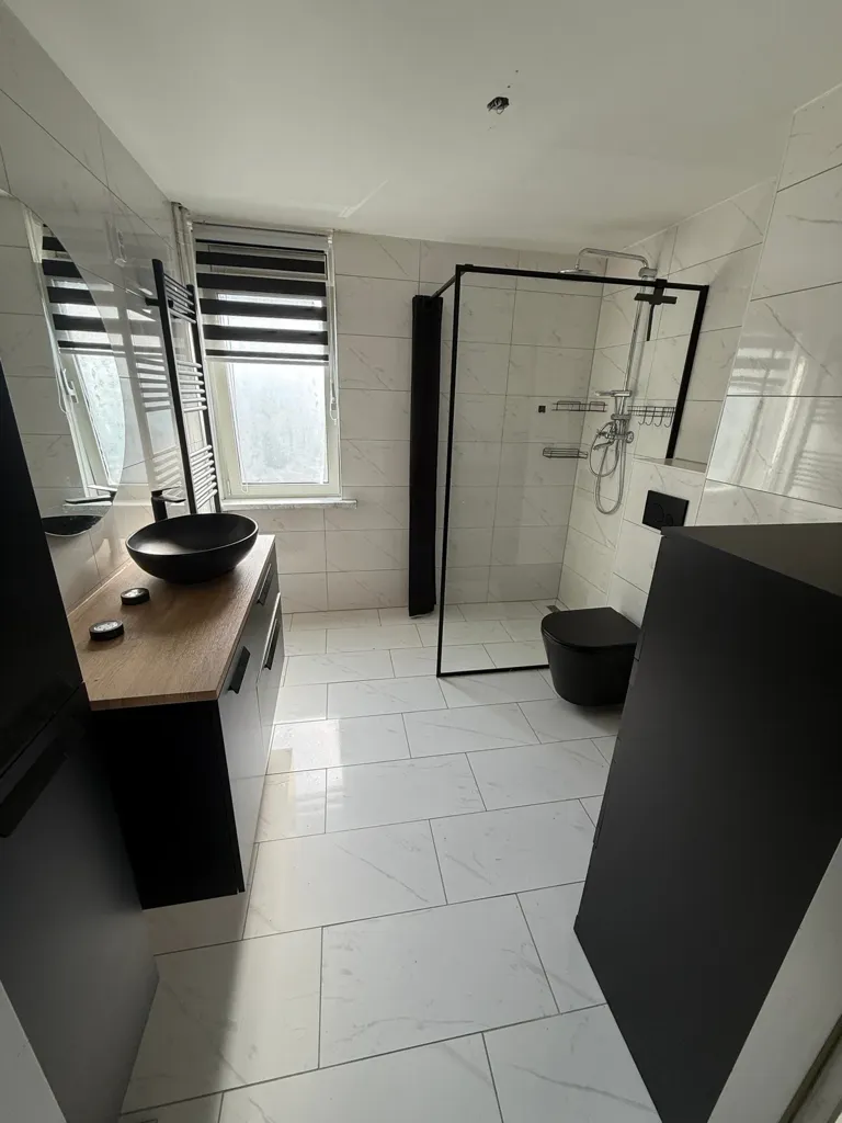 Salles de bain - Modern Ternhouse with Garden in Eindhoven