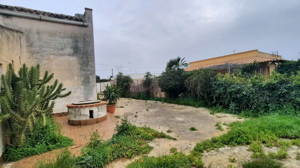 Jardin - Rustic Villa with Private Garden in Marsala
