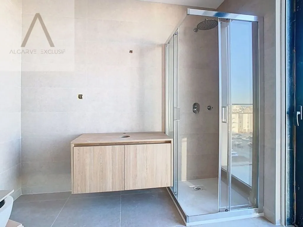 Vannitoad - Luxury Flat with Pool in Olhão