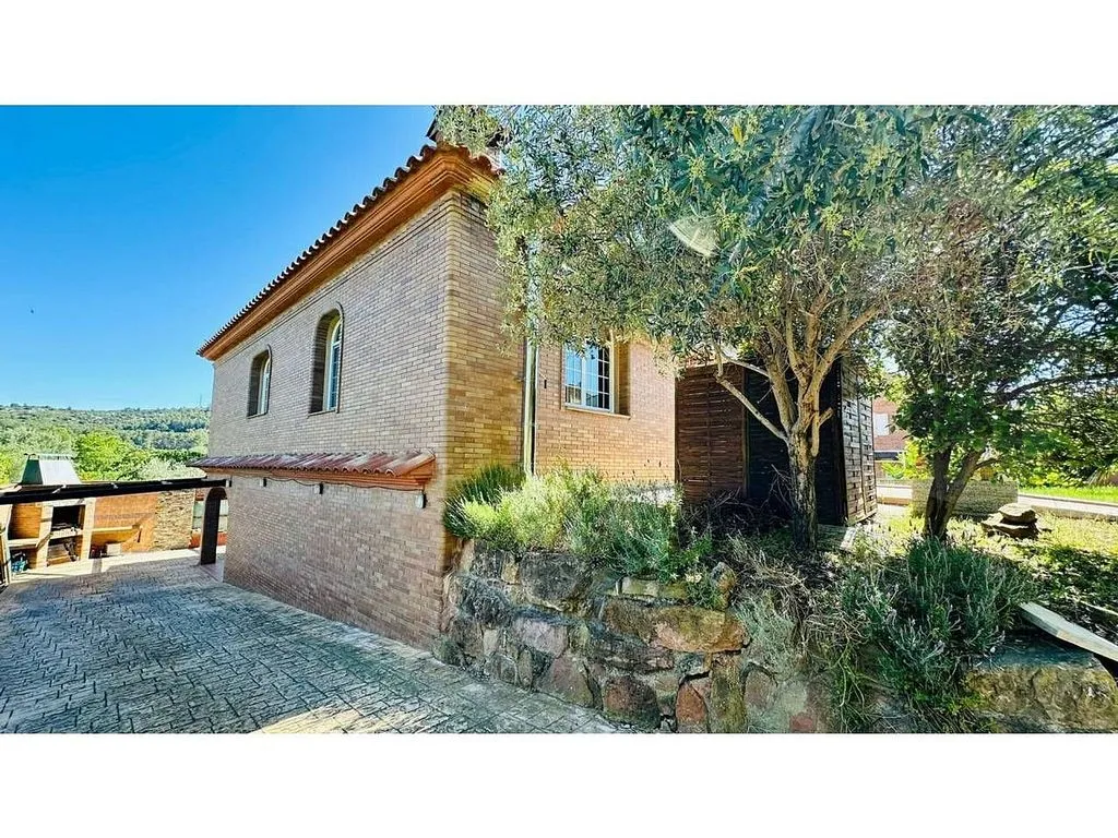 Esterno - Rustic House with Pool and Terrace in Begues