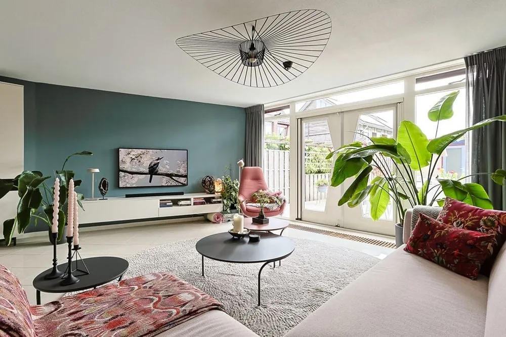 6-room house in Alphen Aan Den Rijn