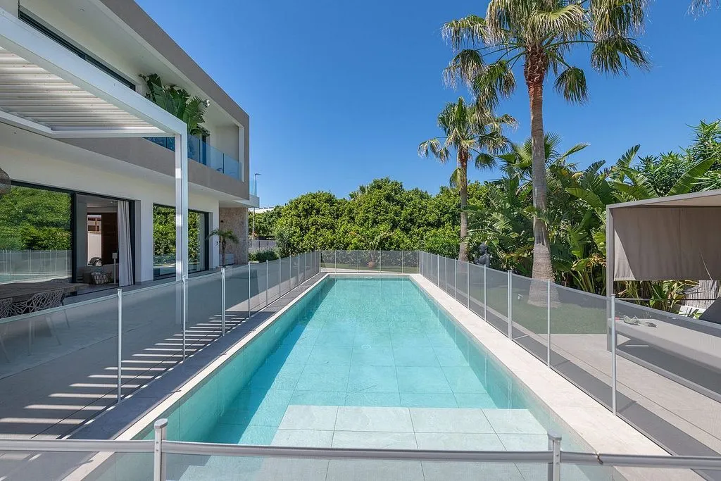 Bassein - Modern Villa with Pool in Sa Torre