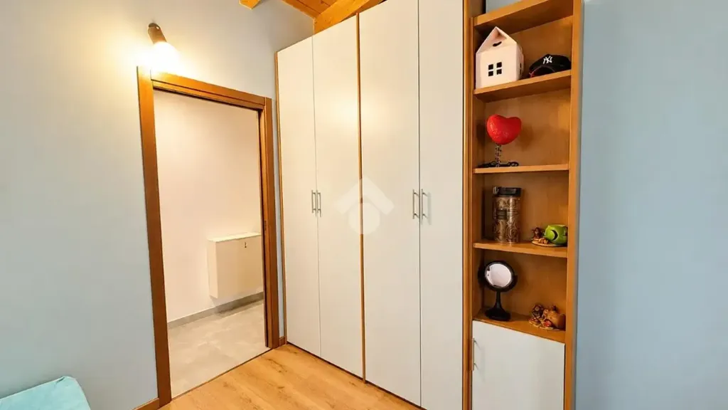 Magamistoad - Semi-Independent Apartment with Veranda in Lissone