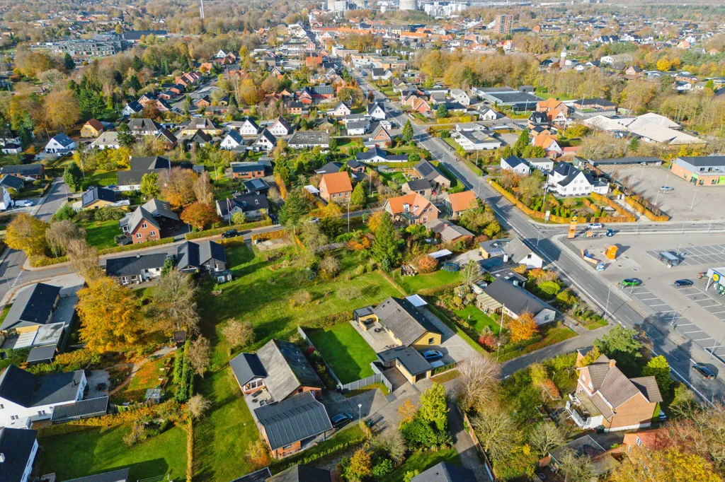 Buildable Plot with Garden in Brande