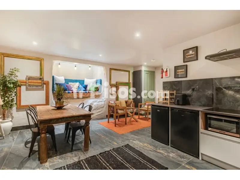 Cucina - Modern Apartment with Security Features in O Barco de Valdeorras