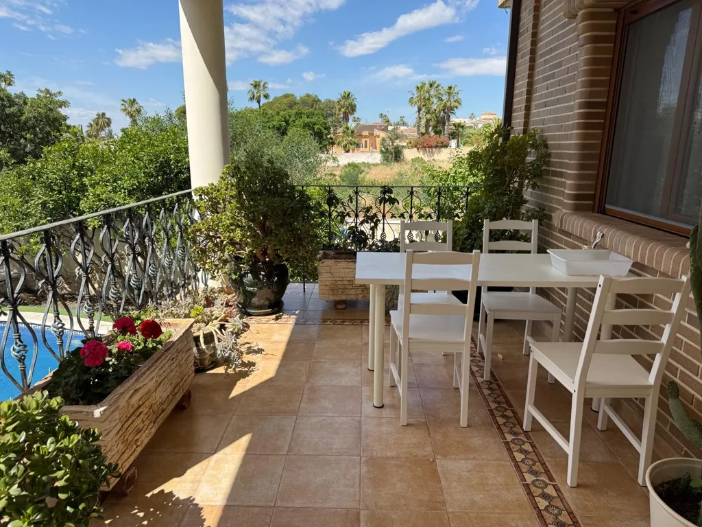 Terrasse - Luxury Villa with Pool in Ciudad Quesada