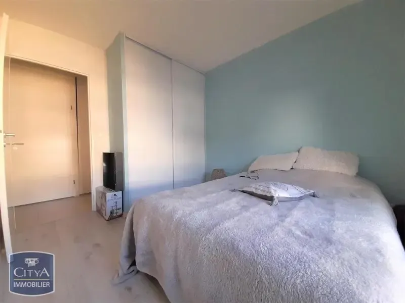 Chambres - Appartement 3 Pièces avec Balcon à Limoges