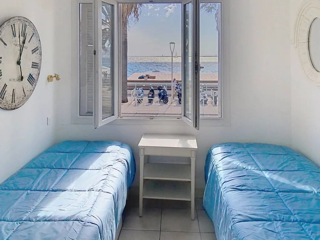 Chambres - Appartement de Luxe avec Vue Mer à Cannes
