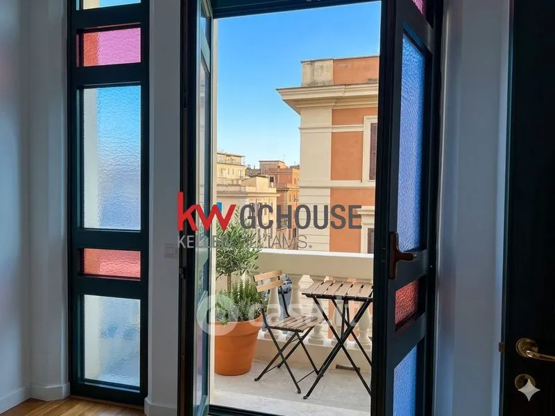 Rõdu - Historic Apartment with View in Salerno
